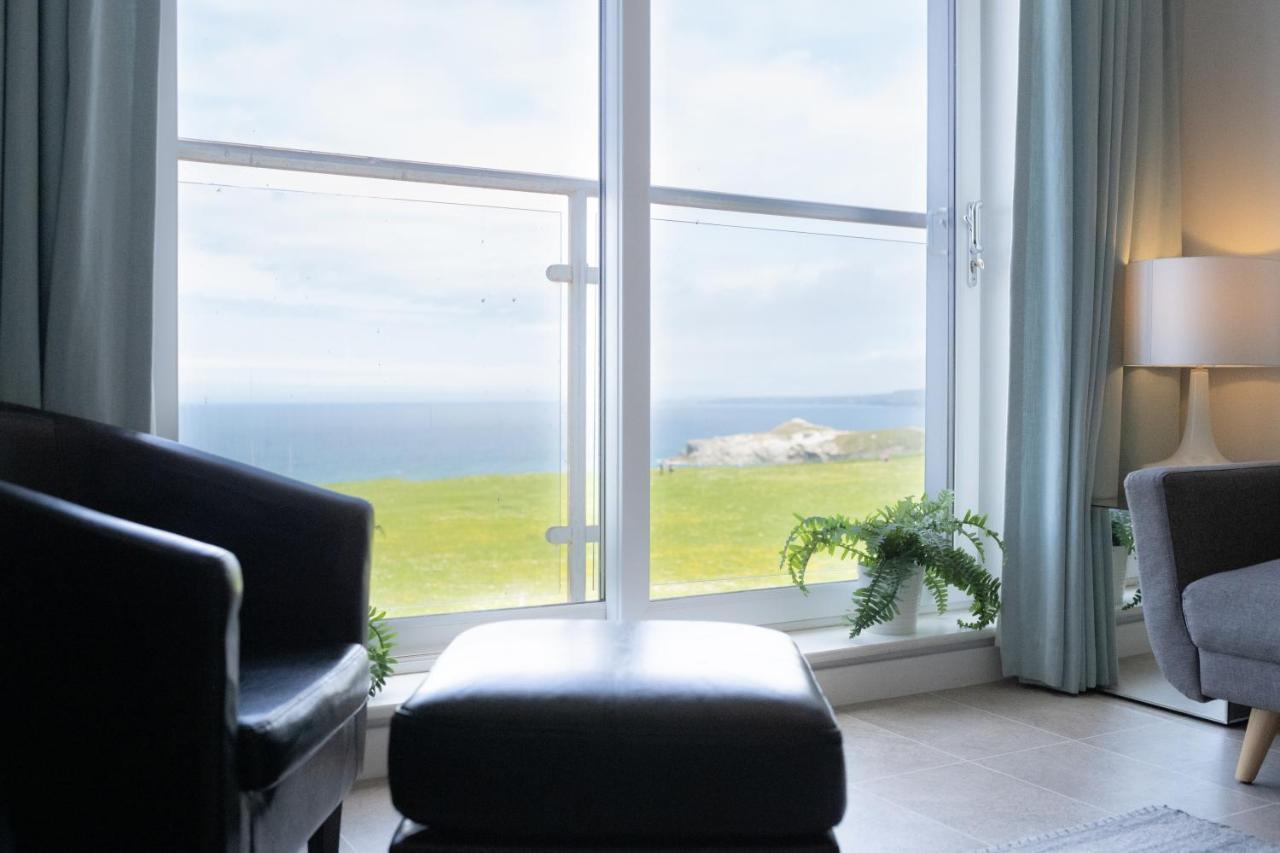 Stunning Sea Views, Luxury Apartment Beaches & Restaurants Are A Short Walk Away New Quay Exteriör bild